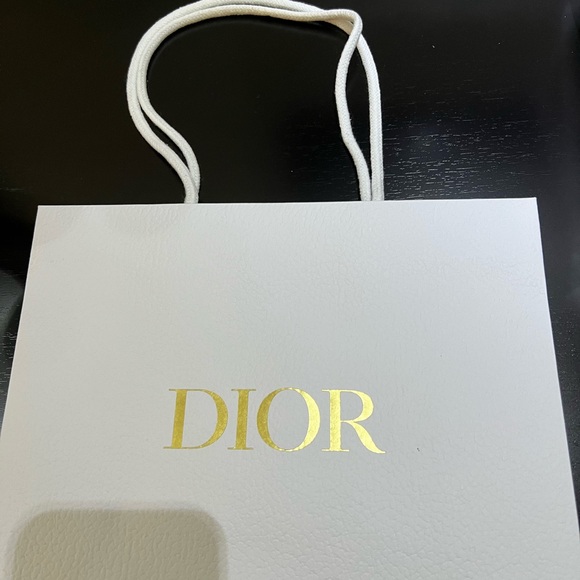 CHRISTIAN DIOR GIFT BOX NWT & DIOR SHOP BAG - Picture 5 of 10